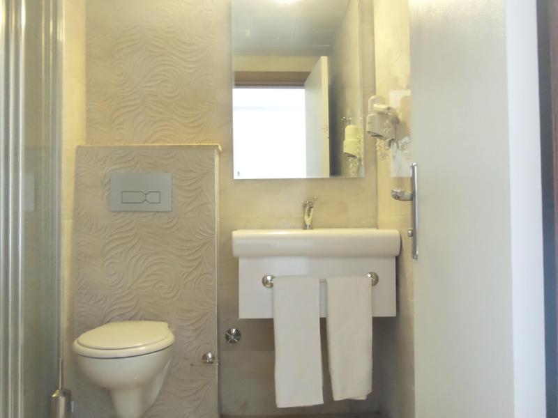 Comfort Ada Class Hotel