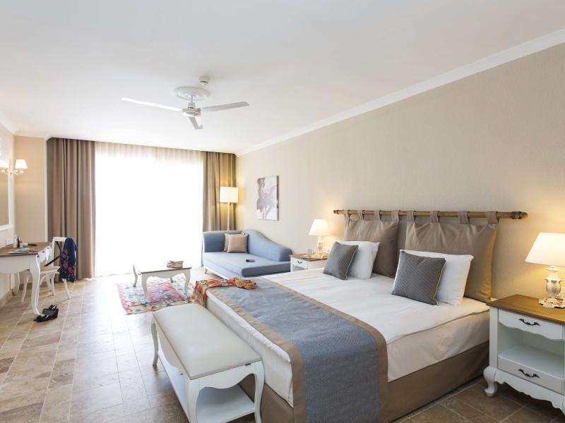 Andriake Beach Club Hotel
