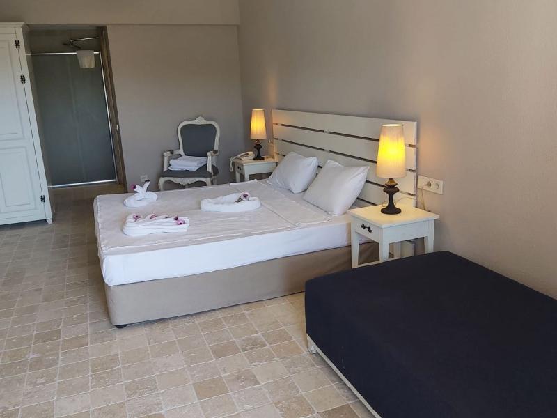 Andriake Beach Club Hotel
