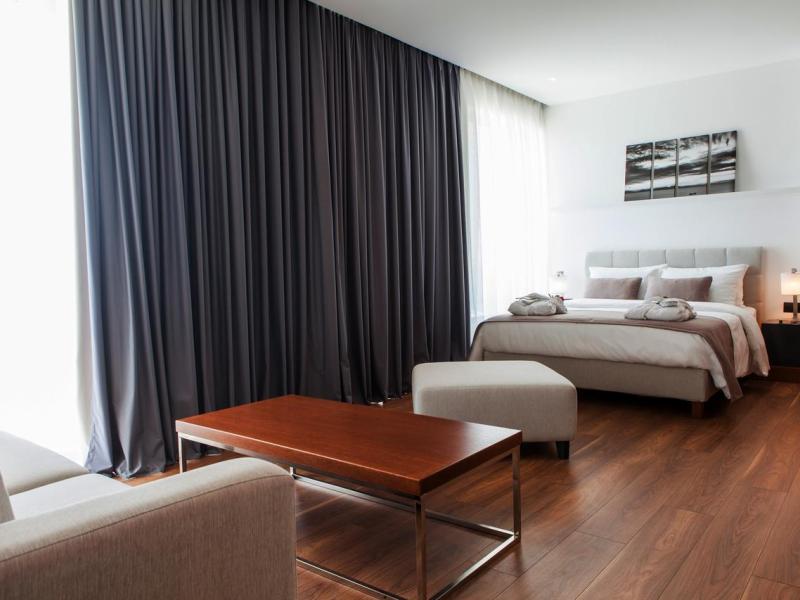 Andon Lapa Suites