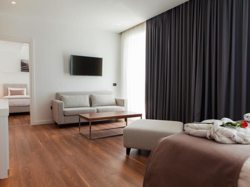 Andon Lapa Suites