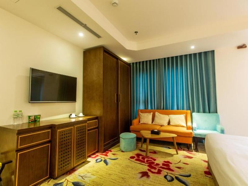 Adaline Hotel & Suites