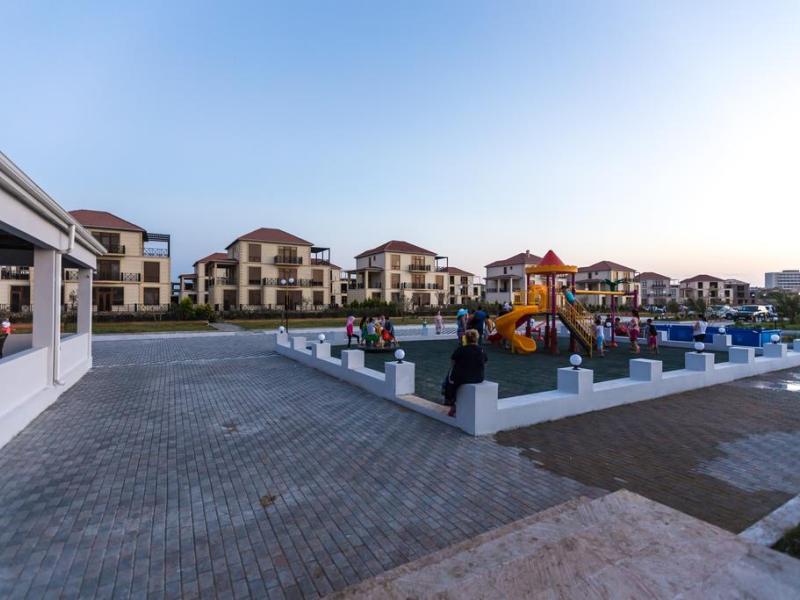 Delmar Hotel & Residence