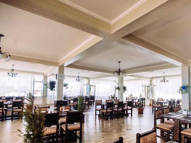 Delmar Hotel & Residence