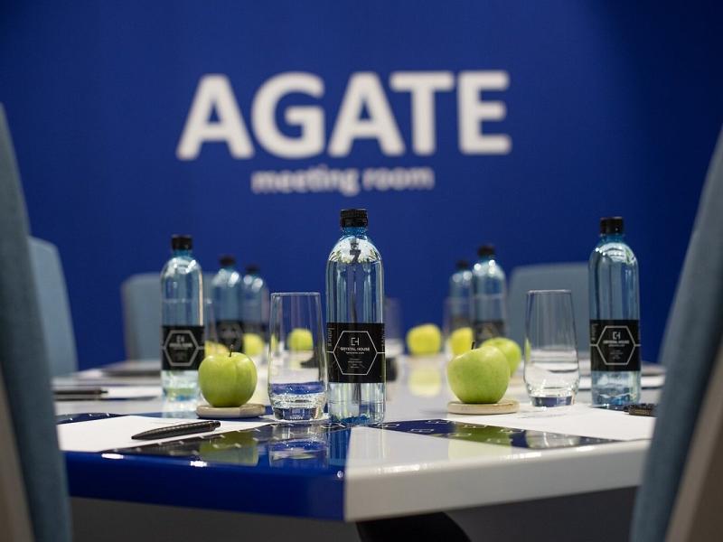 Crystal House Suite Hotel & Spa