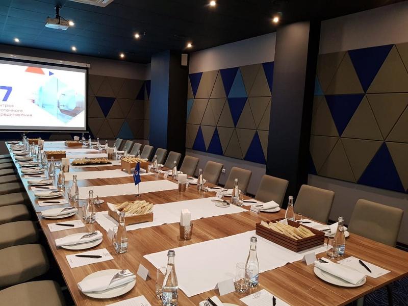 Crystal House Suite Hotel & Spa