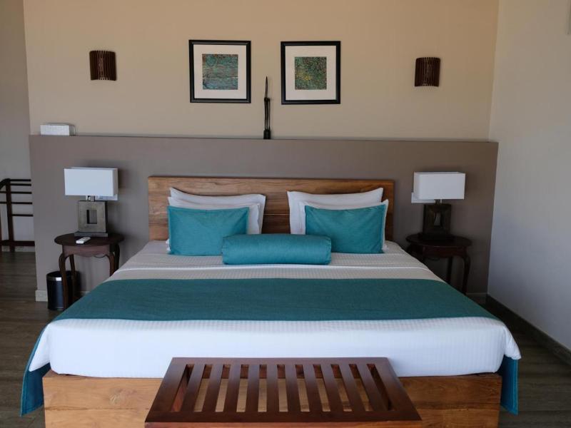 Twenty-Two Weligambay