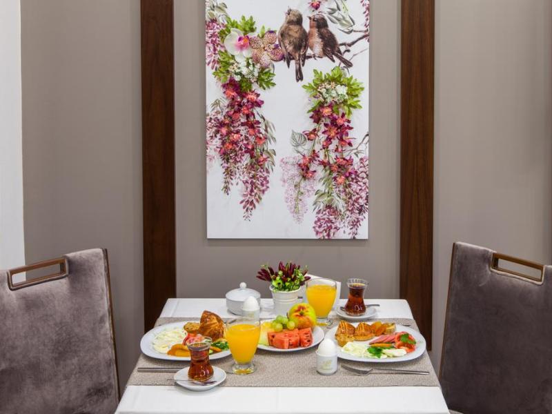 Ferman Hilal Hotel