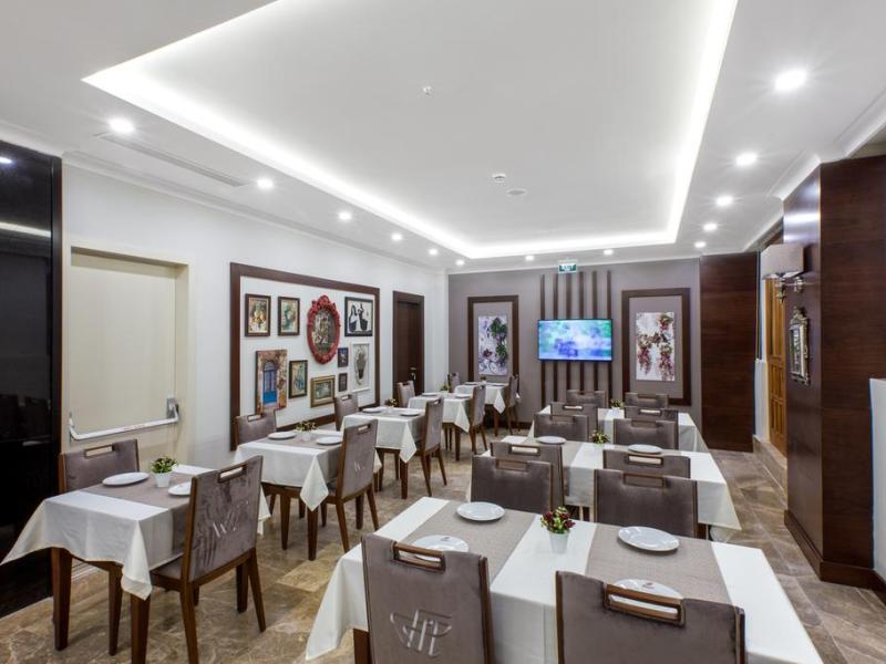 Ferman Hilal Hotel