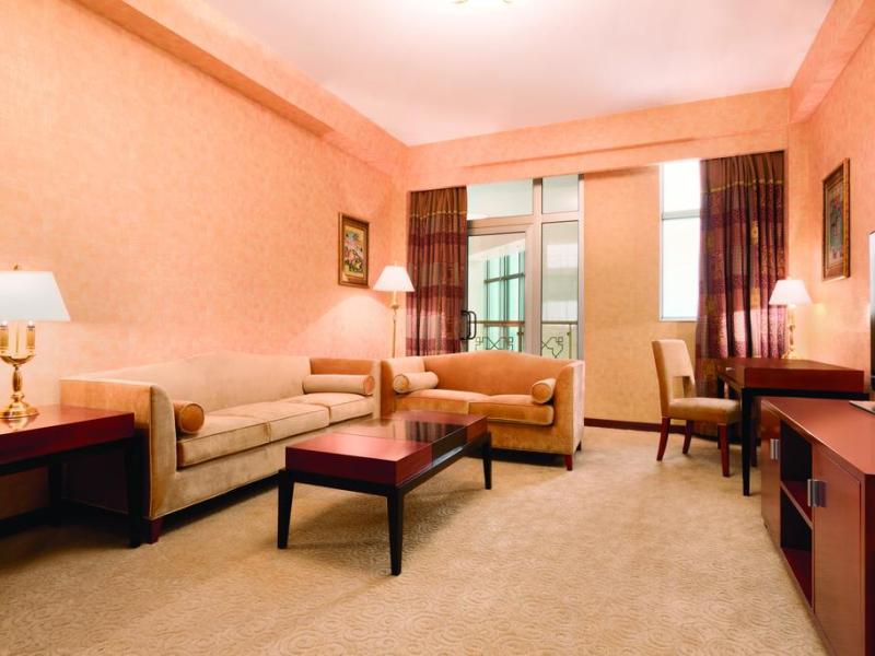 Ramada Plaza by Wyndham Gence