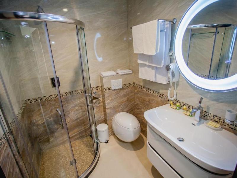 Alex Aqua Hotel