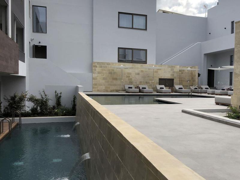Ikones Suites