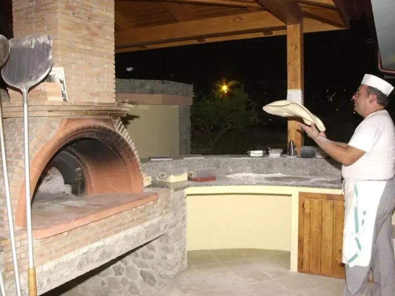 Calabrisella