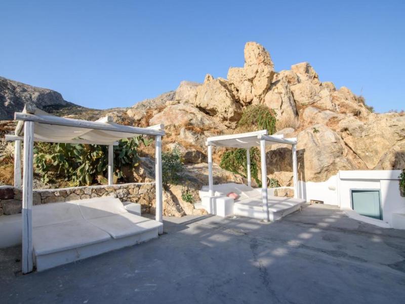 Iris Boutique Hotel