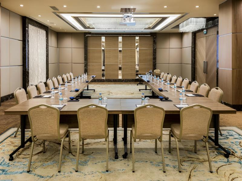 Arise Hotel Golden Horn