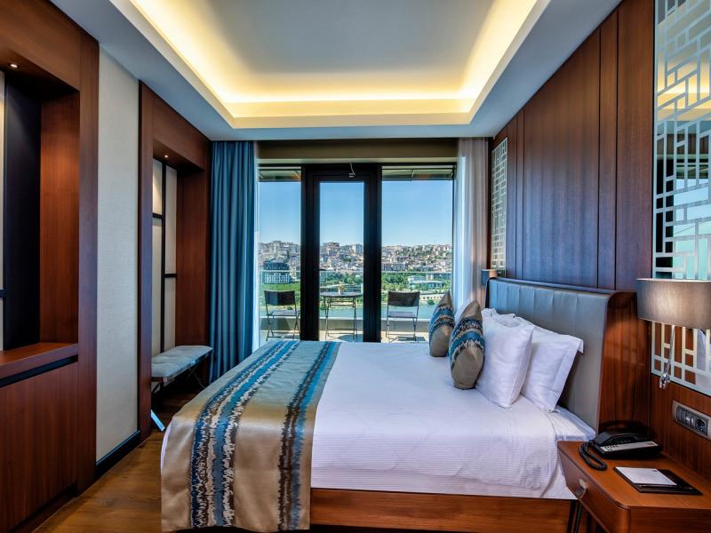 Arise Hotel Golden Horn