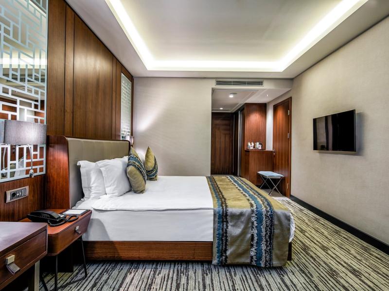 Arise Hotel Golden Horn