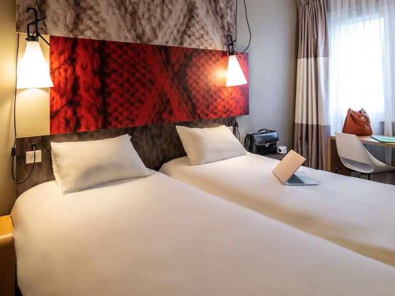 Ibis Paris Poissy