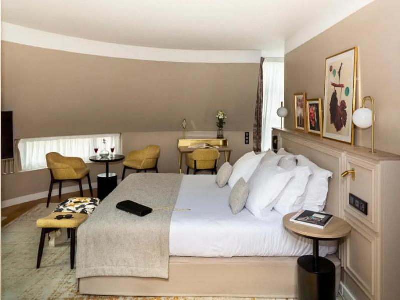 XO Hotel