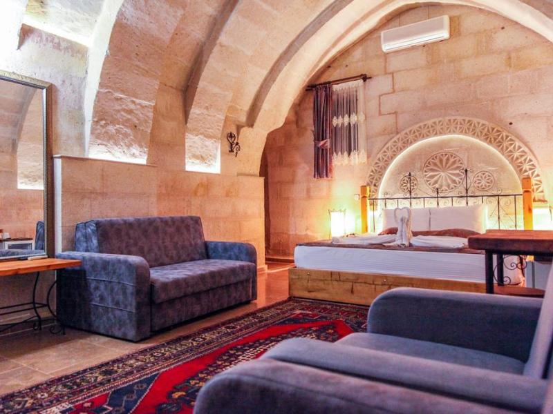 Roma Cave Suite Hotel