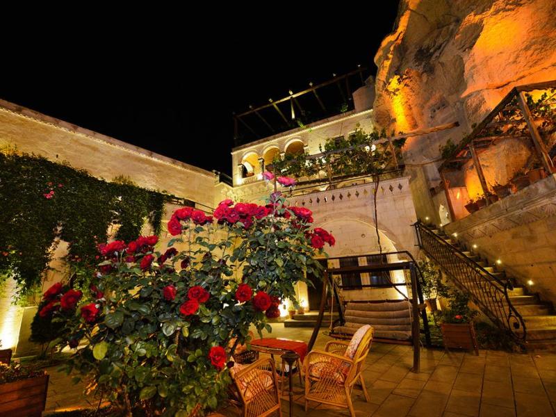 Roma Cave Suite Hotel