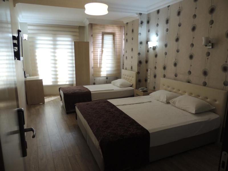 Bulvar Hotel
