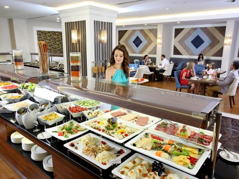 Ramada Hotel & Suites Istanbul Merter
