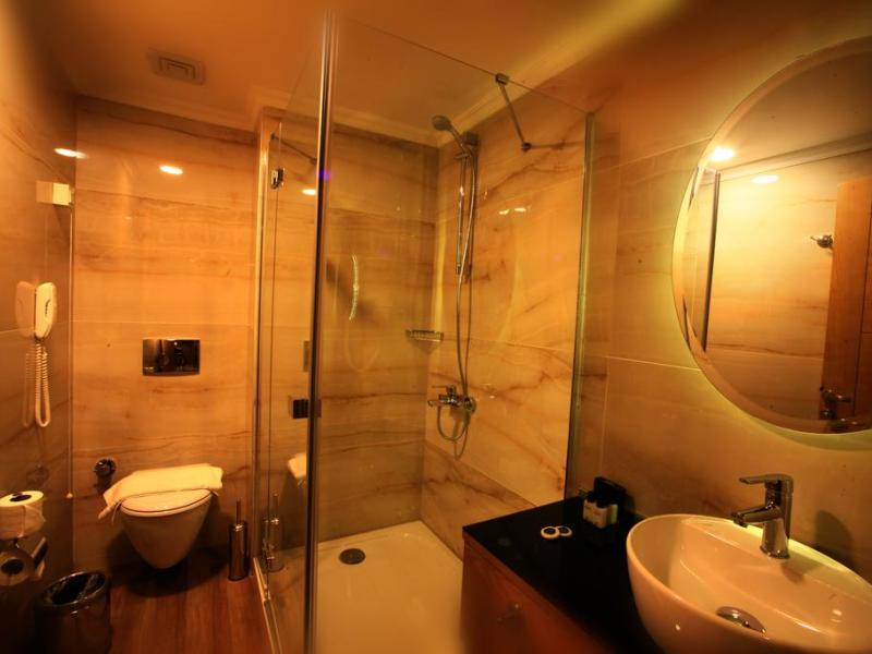 Molton Beyoglu MLS Hotel