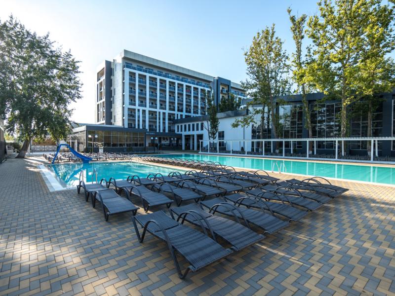 Sunrise Park Hotel Relax & Spa