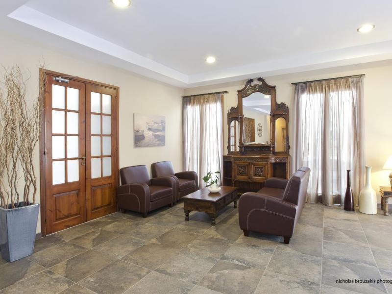 Achillion Hotel