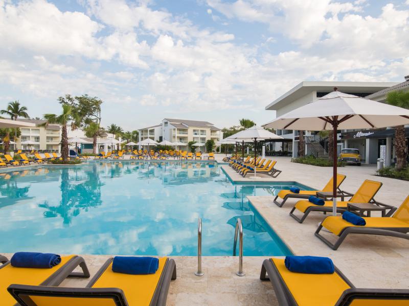 Emotions By Hodelpa Playa Dorada