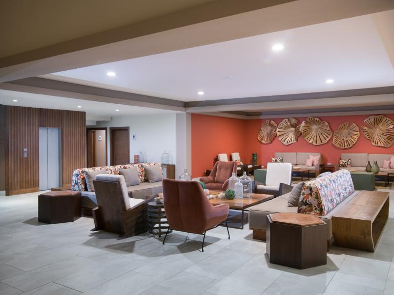 Emotions By Hodelpa Playa Dorada