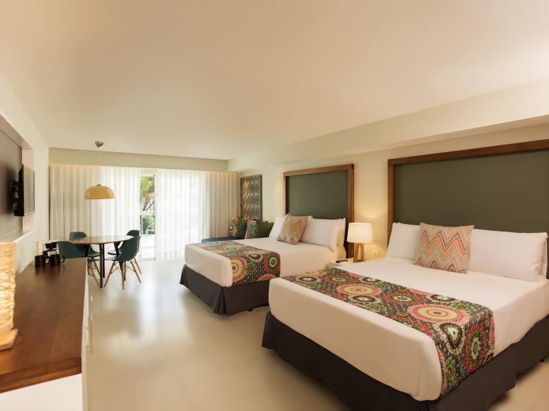 Emotions By Hodelpa Playa Dorada