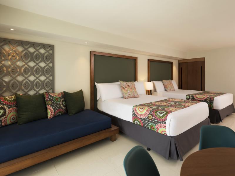 Emotions By Hodelpa Playa Dorada