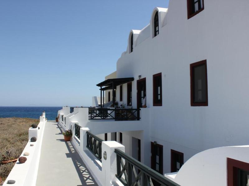 Vrachia Studios & Apartments