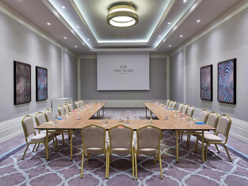 Elite World Grand Istanbul Basin Ekspres Hotel