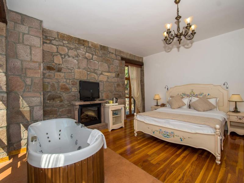 Assos Nazlihan Spa Hotel