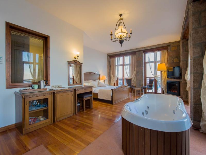 Assos Nazlihan Spa Hotel