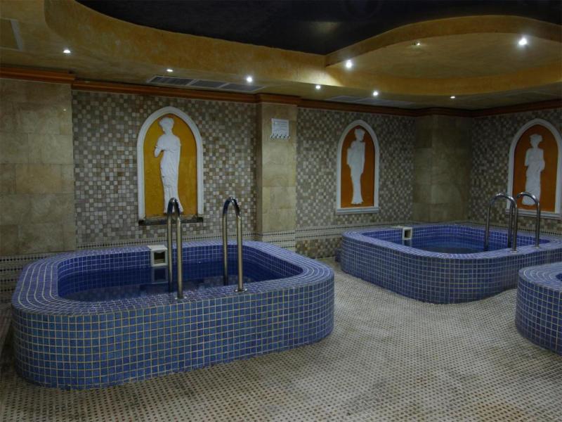Aquatek Hotel & Resort