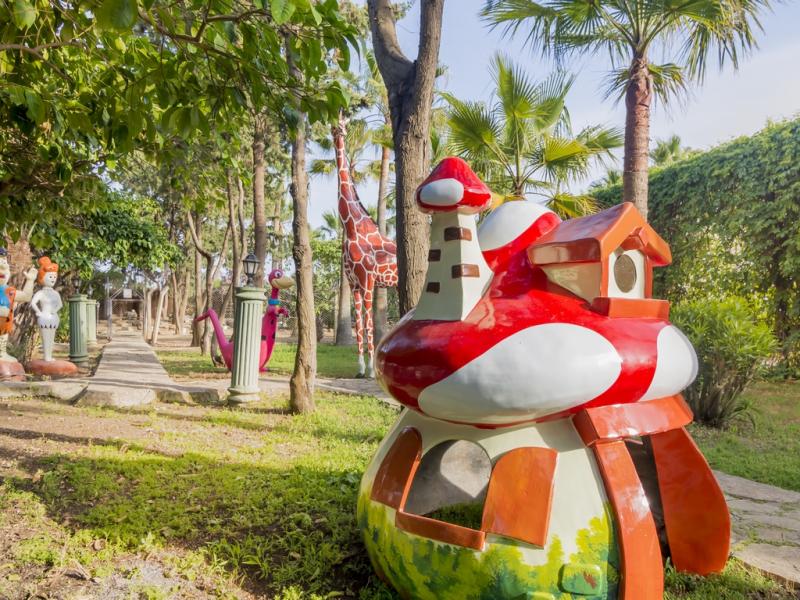 Green Paradise Beach Hotel