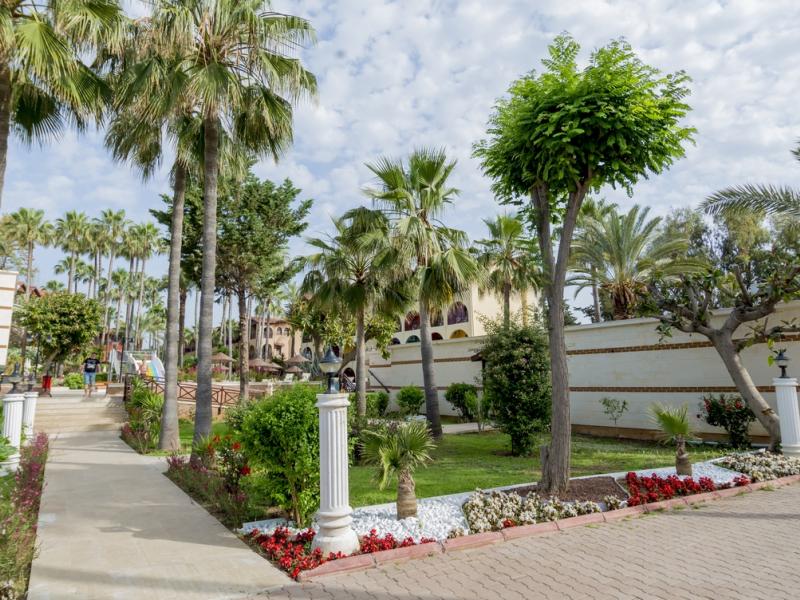 Green Paradise Beach Hotel