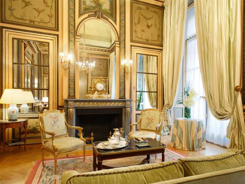 Rosewood Hotel De Crillon