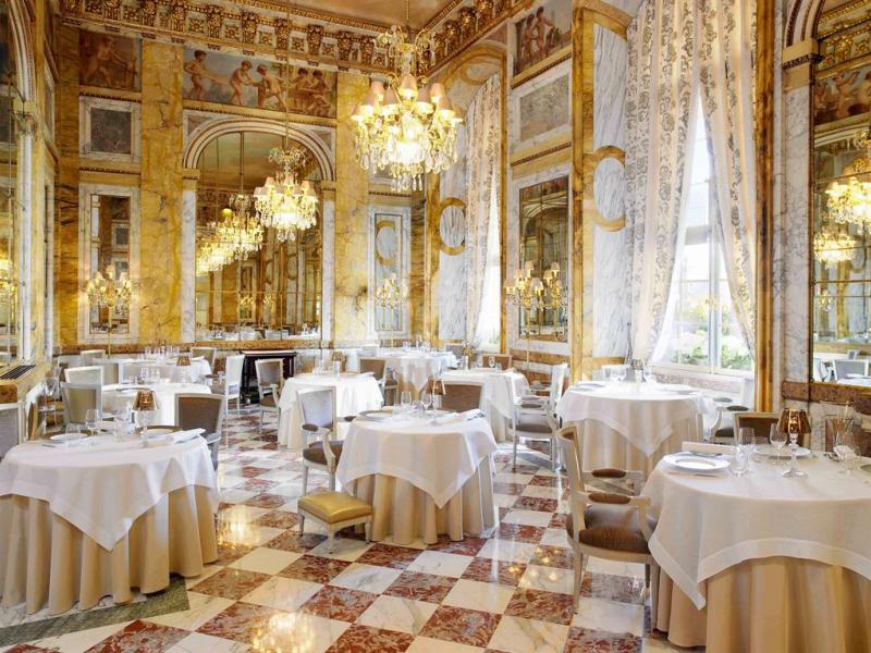 Rosewood Hotel De Crillon