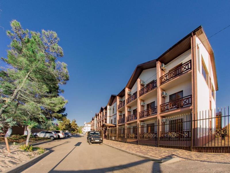 Клуб-отель Золотой берег