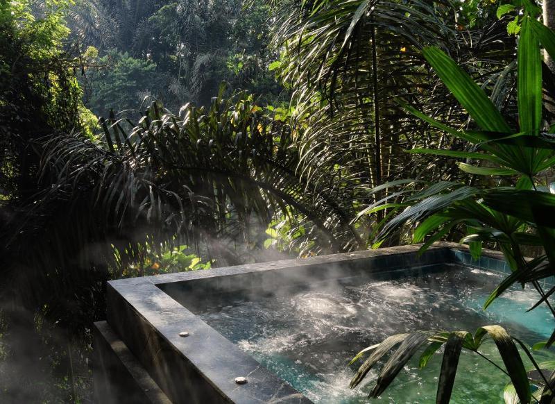 Chapung Sebali Resort & Spa