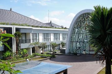 Отель Aryaduta Bali Индонезия, Кута, фото 9