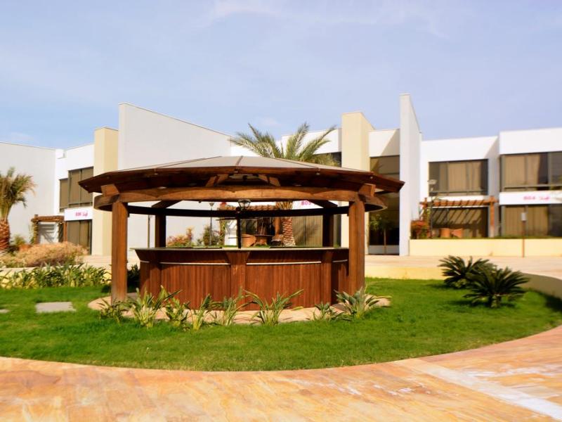 Public Security Hotel & Chalets