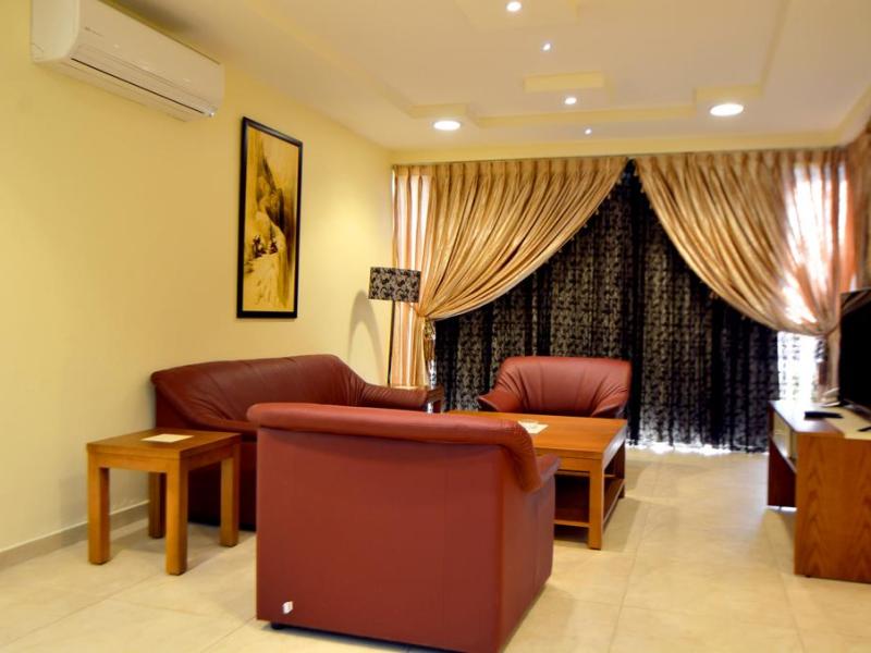 Public Security Hotel & Chalets