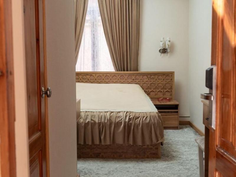 Caravan Serail