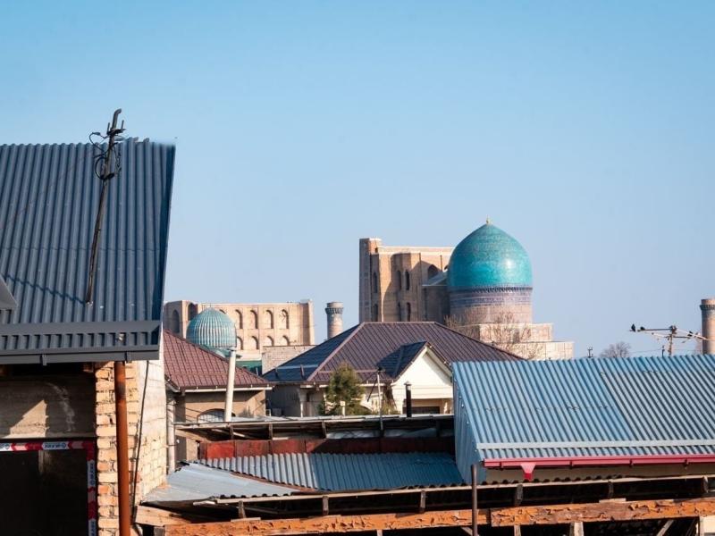 Caravan Serail